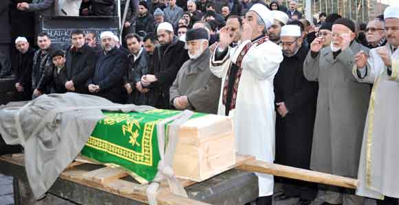 HACI ALİ KAPLAN, TOPRAĞA VERİLDİ