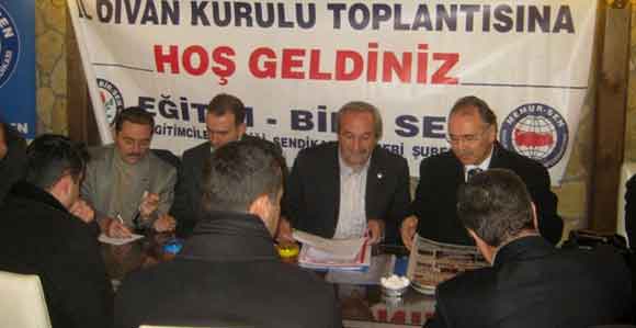 EĞİTİM-BİR-SEN GENEL BAŞKAN VEKİLİ AHMET ÖZER: “balyoz çökertilmişse bunda eğitim-bir-sen’in büyük katkısı olmuştur”