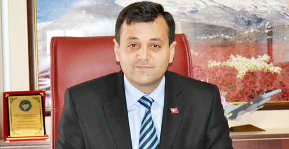 ŞEHİT AİLELERİNDEN BAŞBAKAN'A DOSYA