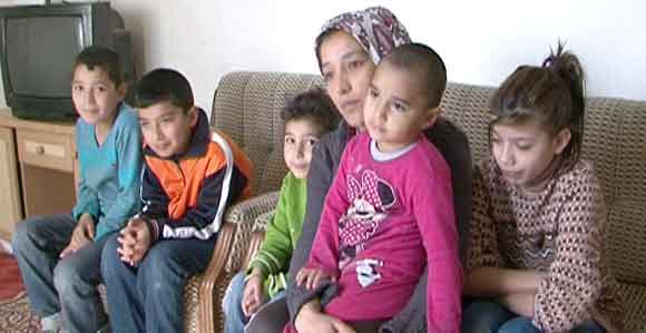 BU ÇOCUKLAR YARDIM ELİ BEKLİYOR