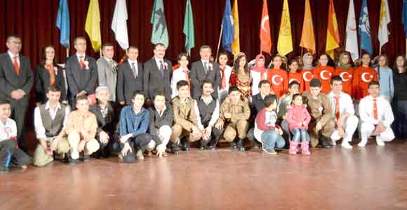 RUHUN  ŞAD OLSUN  MEHMET AKİF !