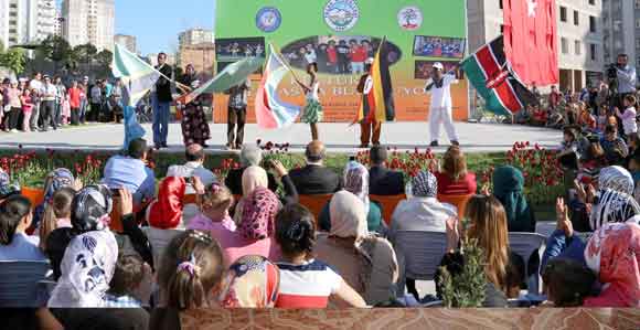 TALAS  BELEDİYESİ  GENÇLİK MECLİSİ 17 ÜLKENİN GENÇLERİ İLE KÜLTÜR MOZAİĞİ  OLUŞTURDU…